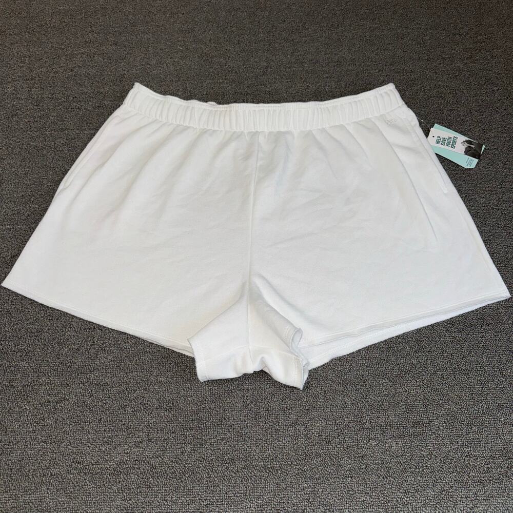 NWT DSG Women's Boyfriend Fleece Oversized Shorts Pure White Women's Size XL